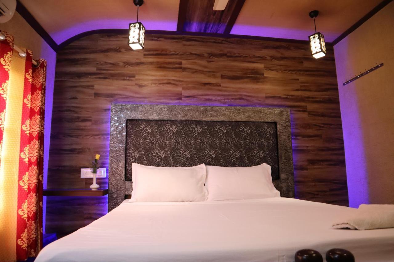 Kera Houseboats Alleppey Alappuzha Екстериор снимка