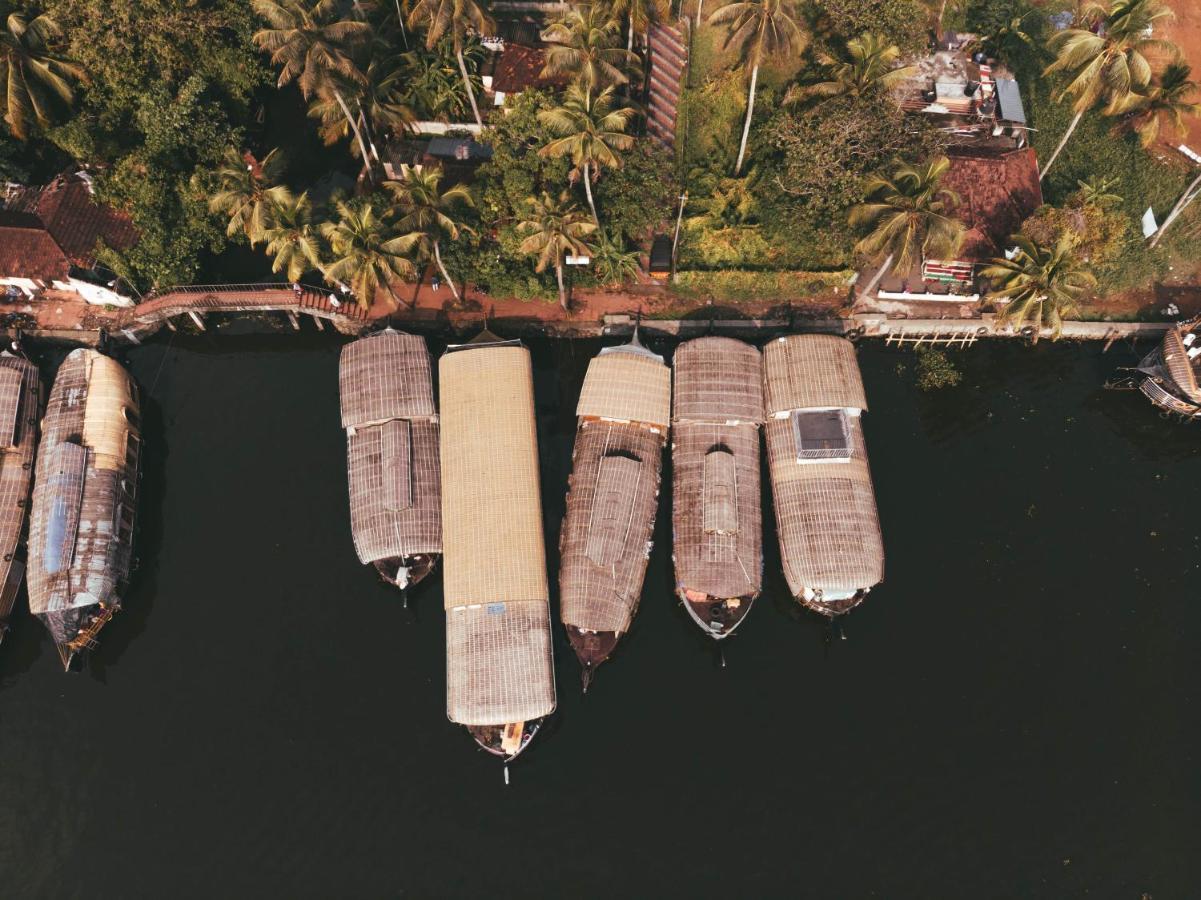 Kera Houseboats Alleppey Alappuzha Екстериор снимка