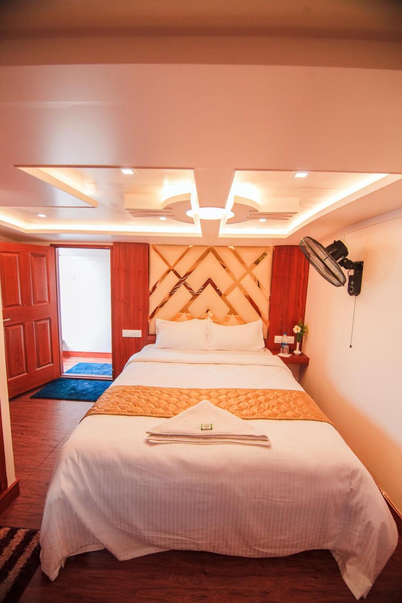 Kera Houseboats Alleppey Alappuzha Екстериор снимка