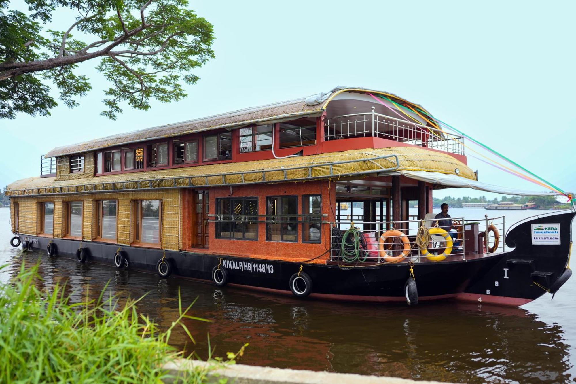 Kera Houseboats Alleppey Alappuzha Екстериор снимка