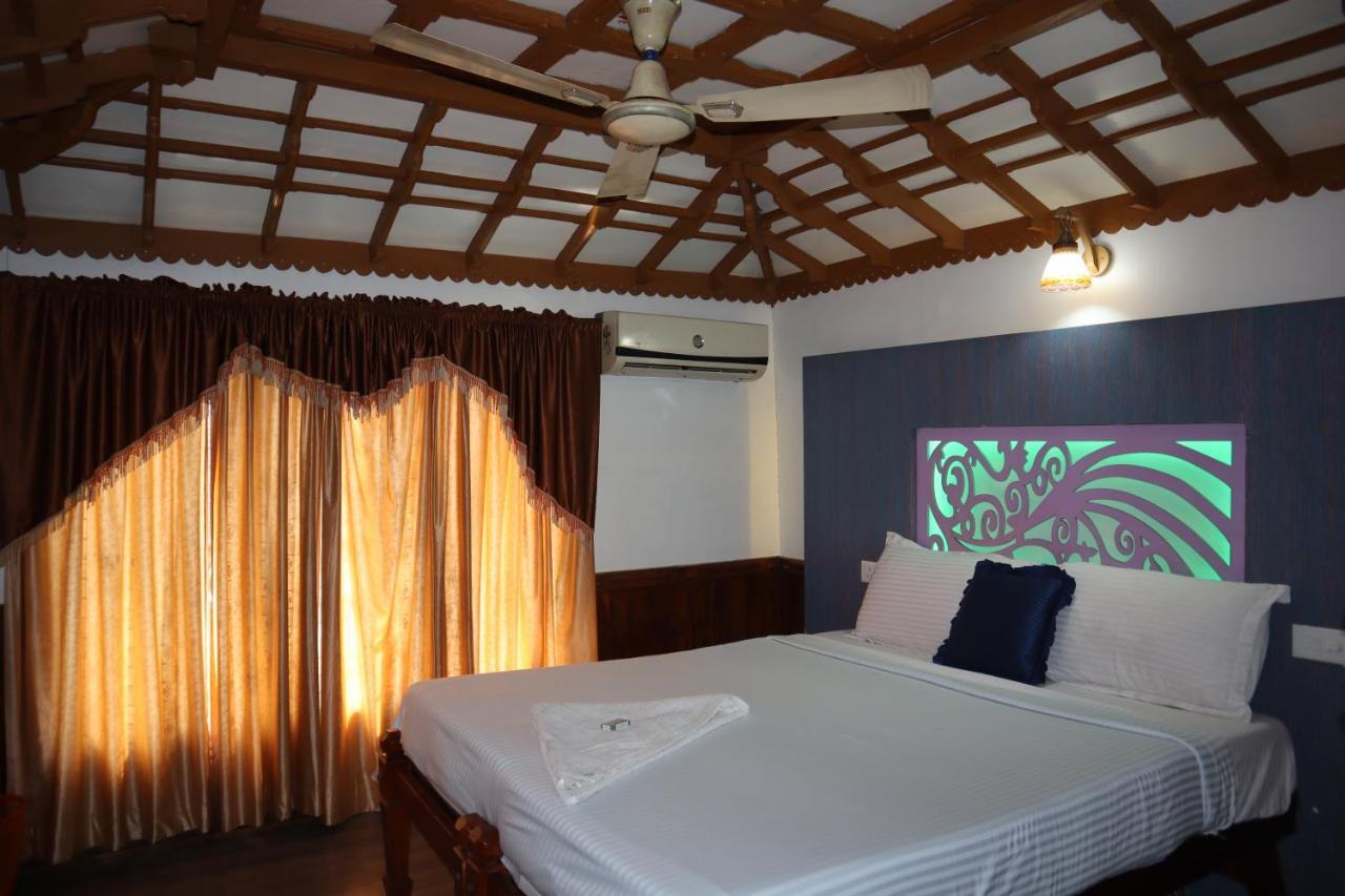 Kera Houseboats Alleppey Alappuzha Екстериор снимка